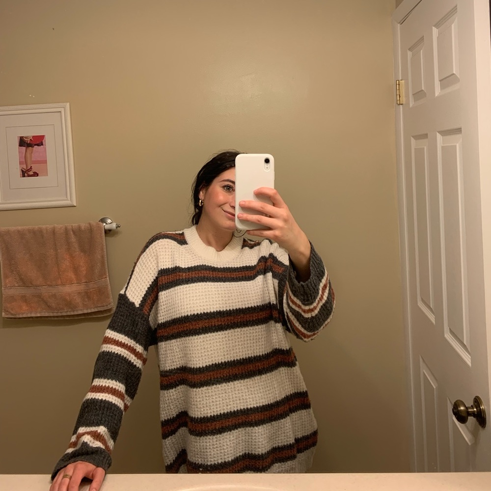 American eagle oversized sweater